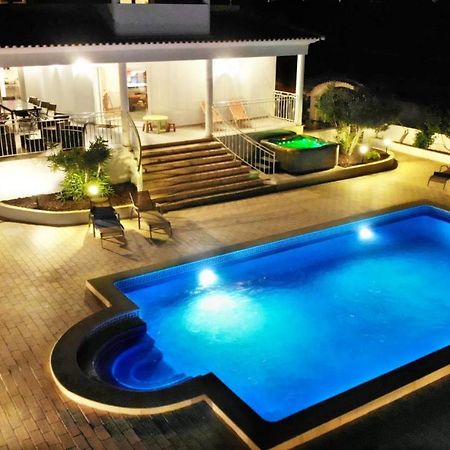 Sunset Villa By Laranjal Rentals Olhos de Agua  Exteriér fotografie