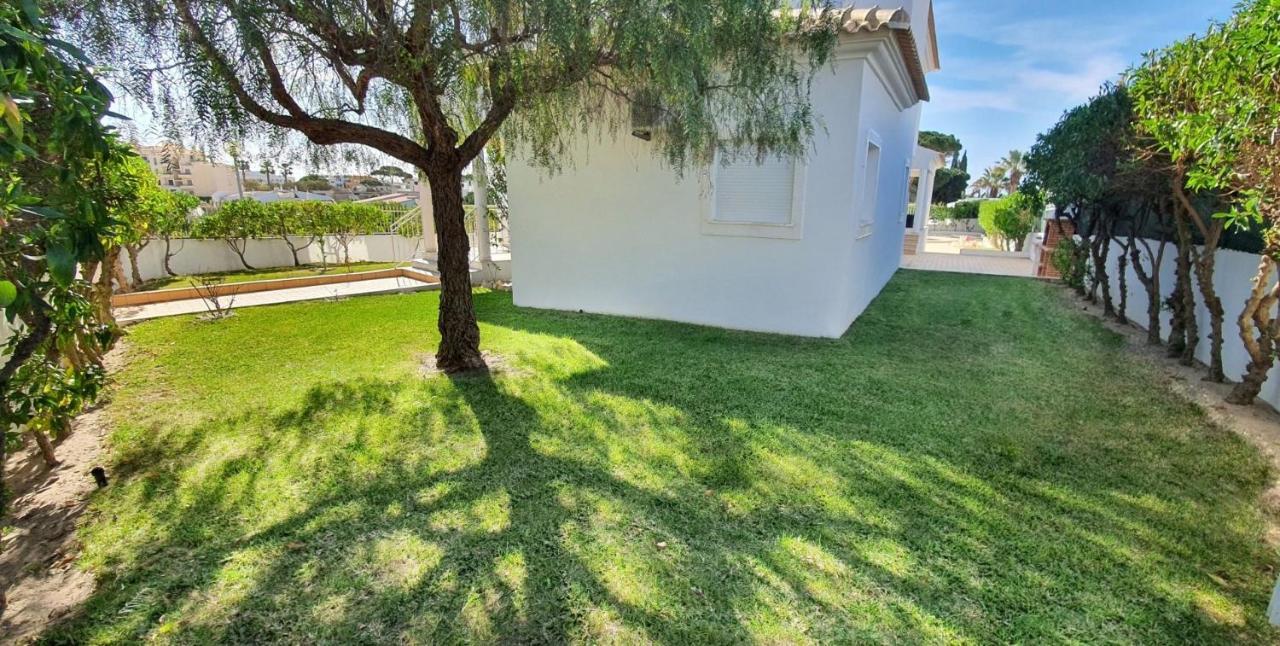 Sunset Villa By Laranjal Rentals Olhos de Agua  Exteriér fotografie