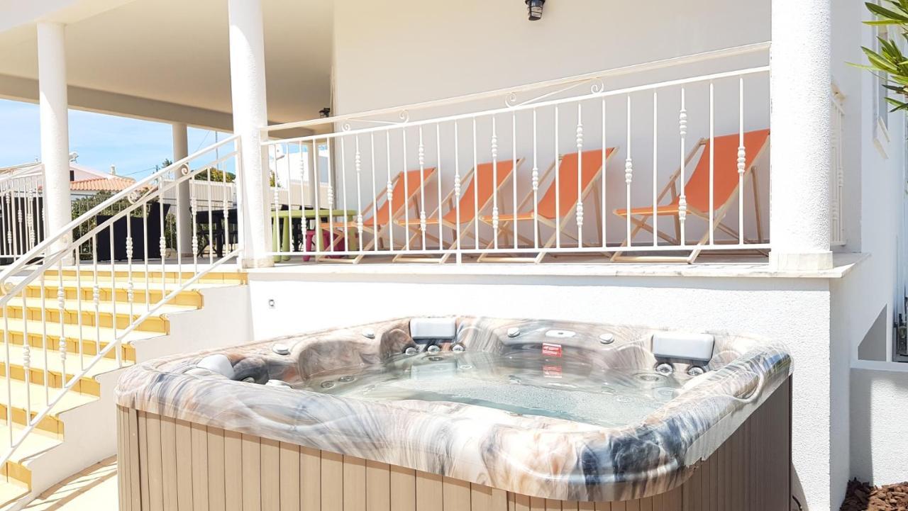 Sunset Villa By Laranjal Rentals Olhos de Agua  Exteriér fotografie