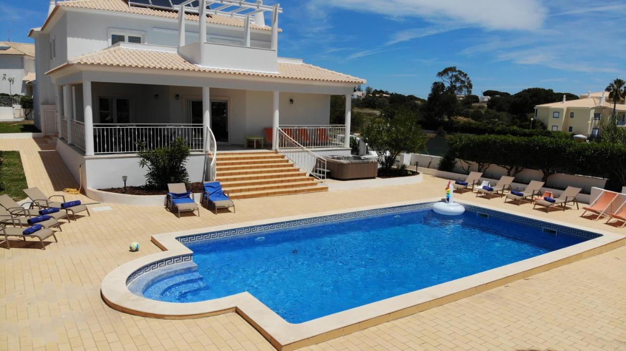 Sunset Villa By Laranjal Rentals Olhos de Agua  Exteriér fotografie