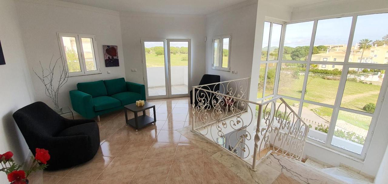Sunset Villa By Laranjal Rentals Olhos de Agua  Exteriér fotografie